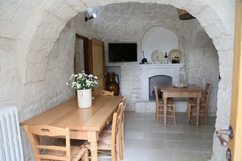 Trullo Montetrecarlini Villa Alberobello Habitación foto